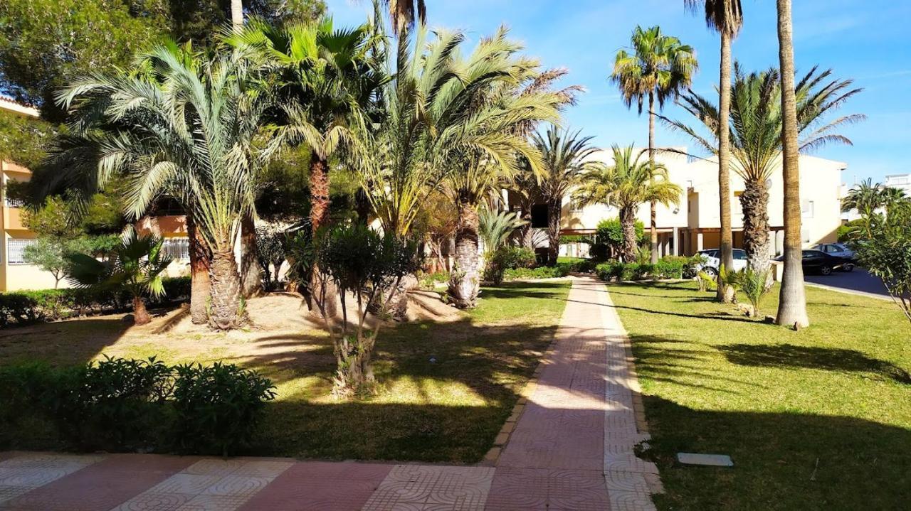 Atractivo Apartamento En La Playa Con Parking Roquetas de Mar Eksteriør bilde